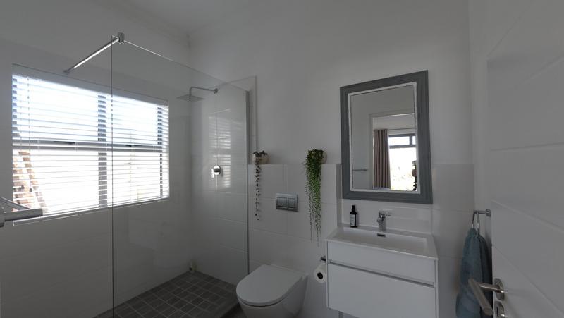 4 Bedroom Property for Sale in Yzerfontein Western Cape